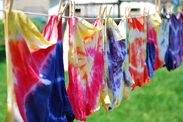 how to tie dye a shirt