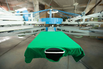 screen printing custom t-shirts